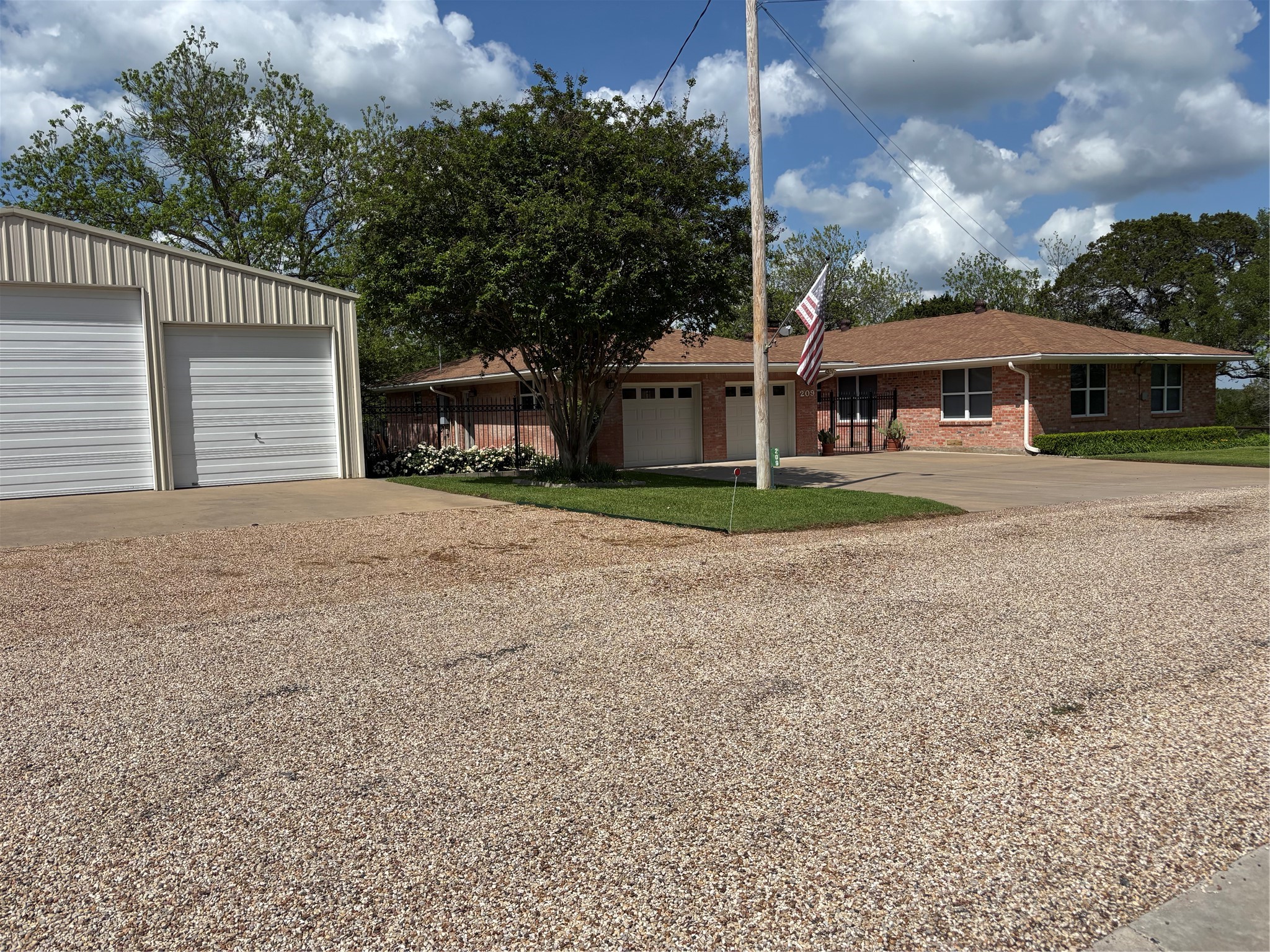209 County Road 1764 Clifton TX 76634