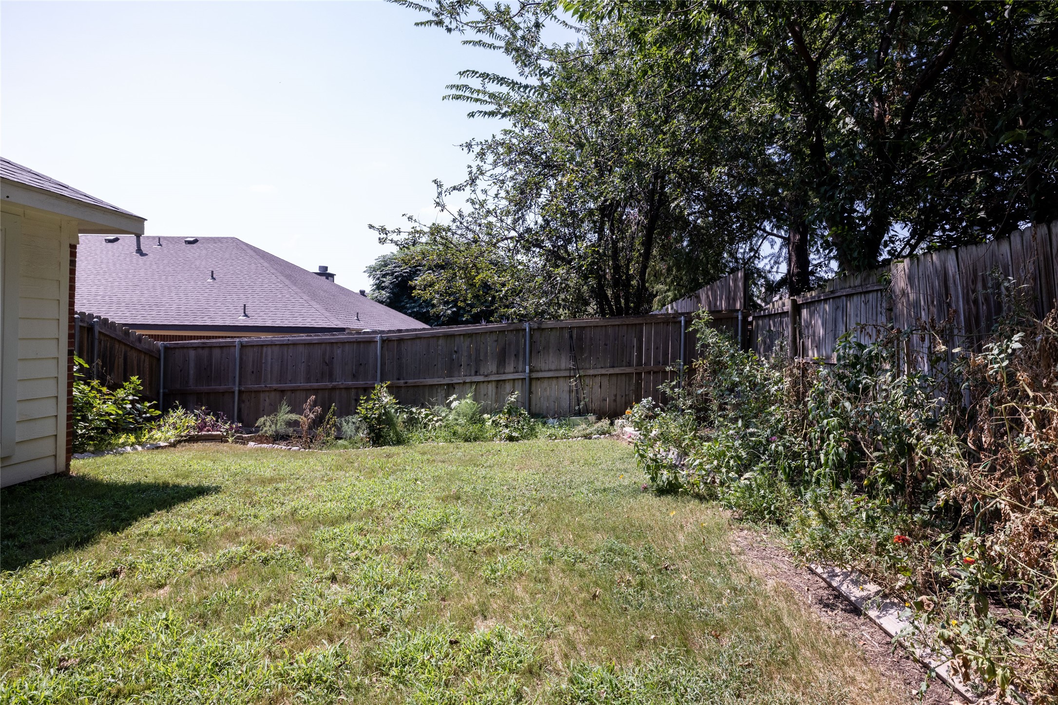 747 Cedar Leaf Circle Lake Dallas TX 75065