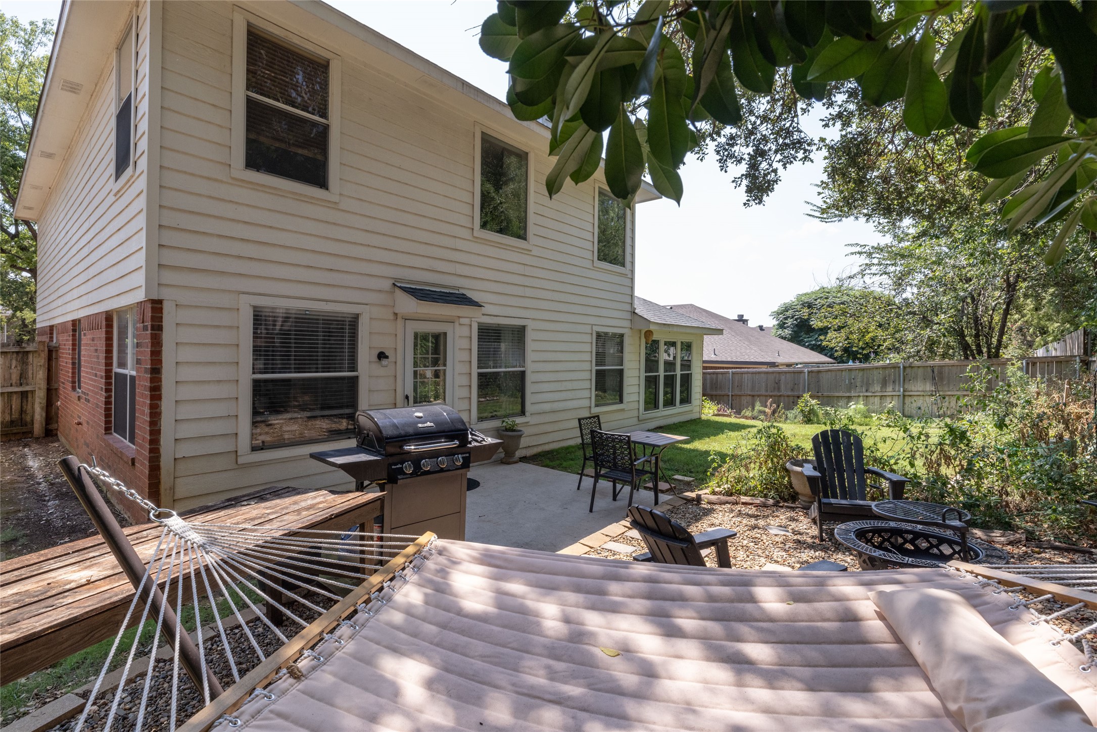 747 Cedar Leaf Circle Lake Dallas TX 75065