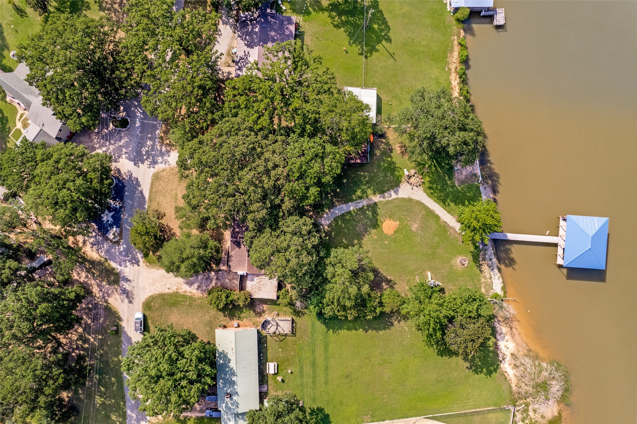1910 Beavers Circle Bonham TX 75418