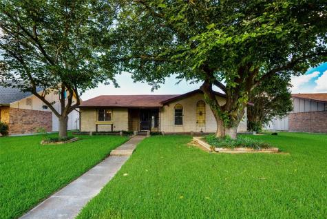 308 Elmwood Court Garland TX 75043