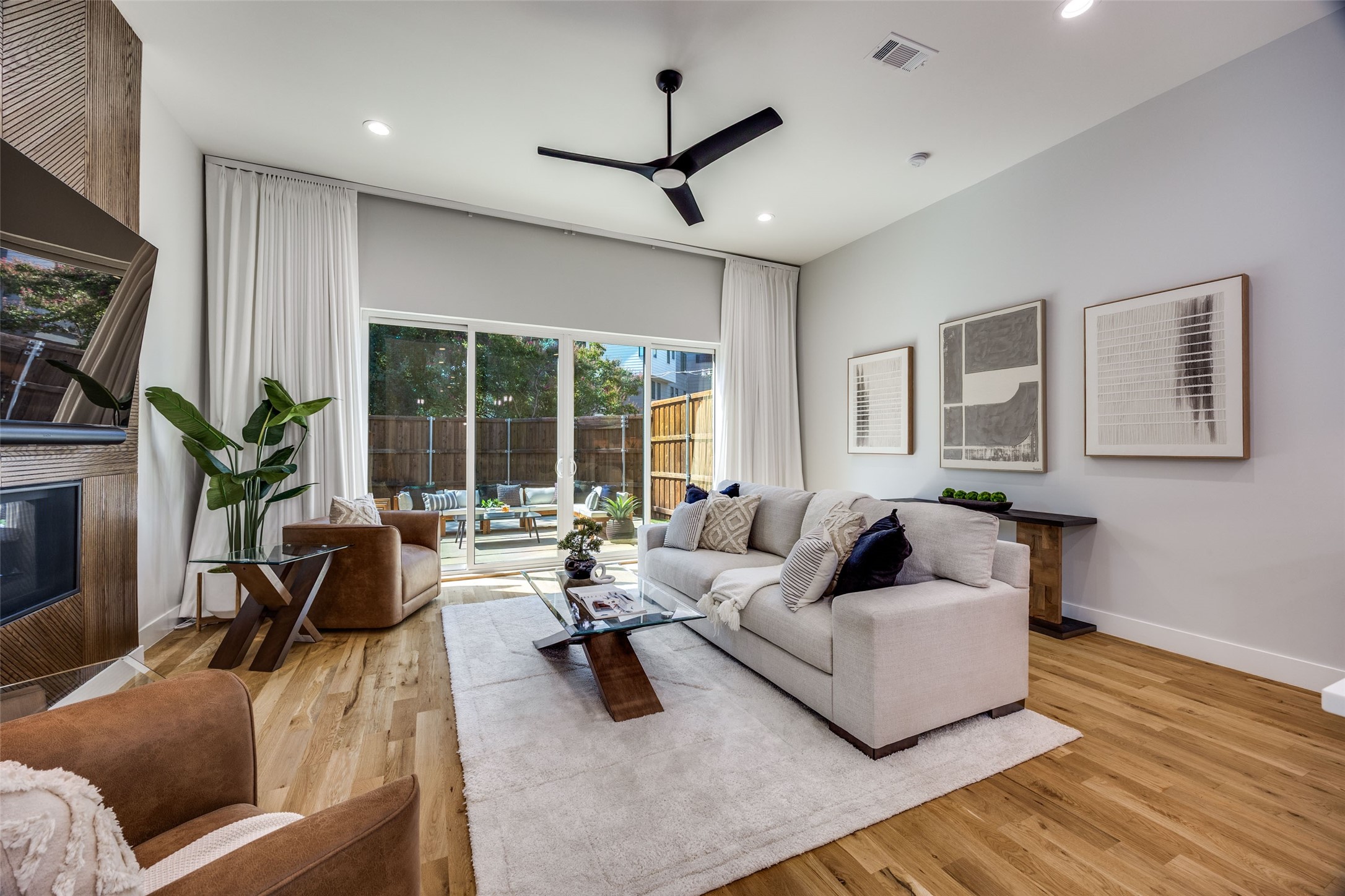 5966 Ross Avenue Dallas TX 75206
