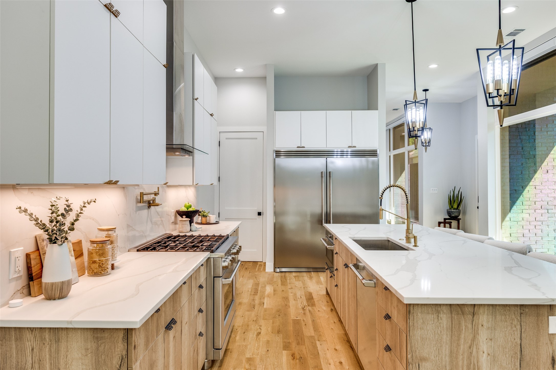 5966 Ross Avenue Dallas TX 75206