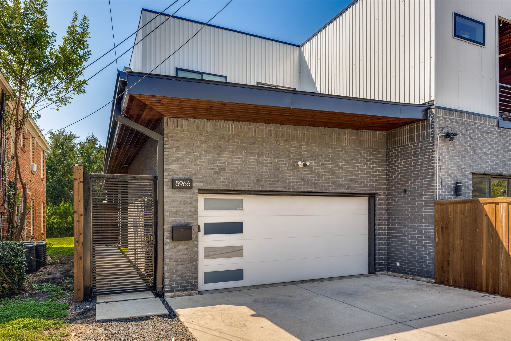 5966 Ross Avenue Dallas TX 75206