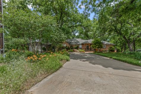 1820 Long Creek Court Granbury TX 76049