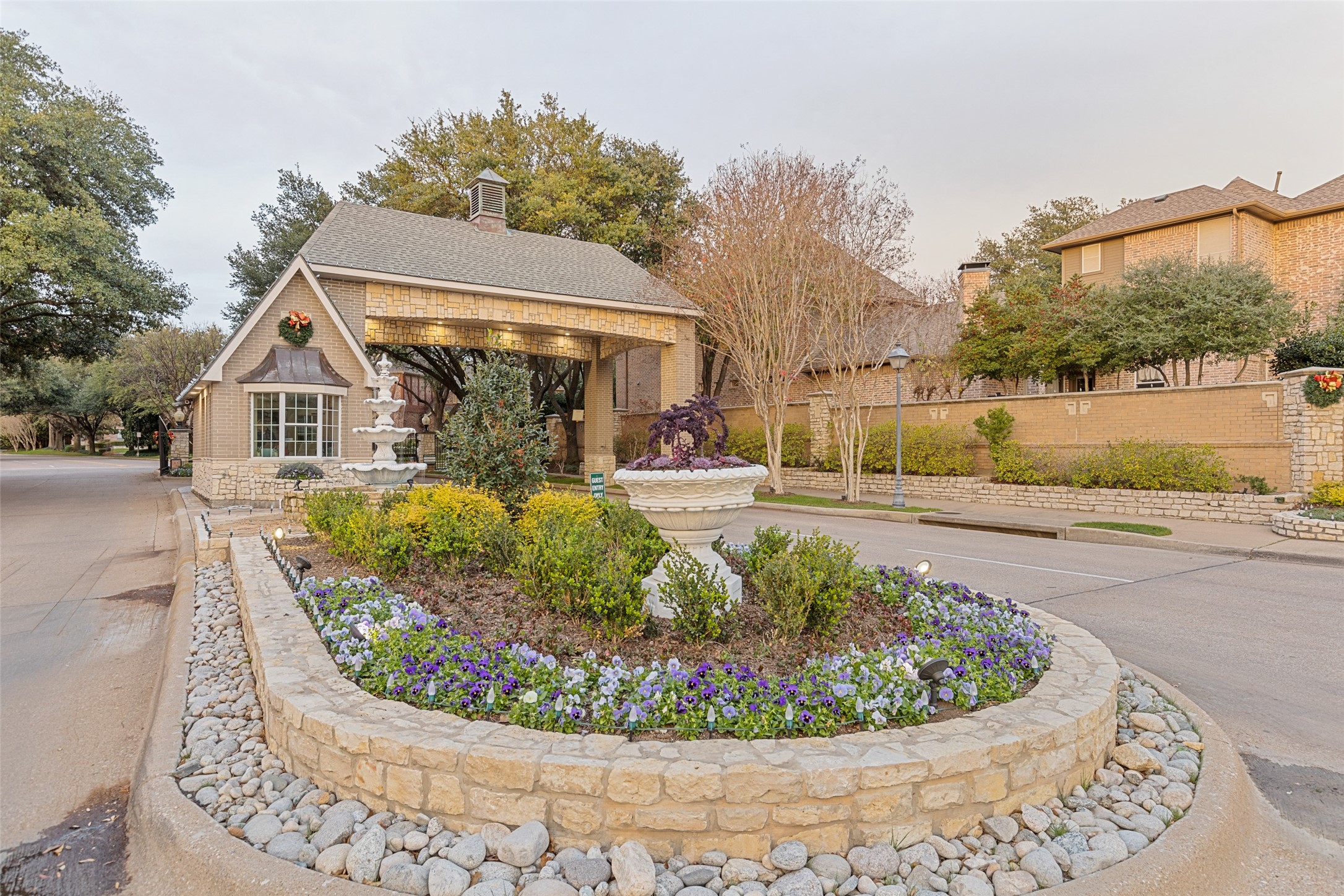5228 Ambergate Lane Dallas TX 75287