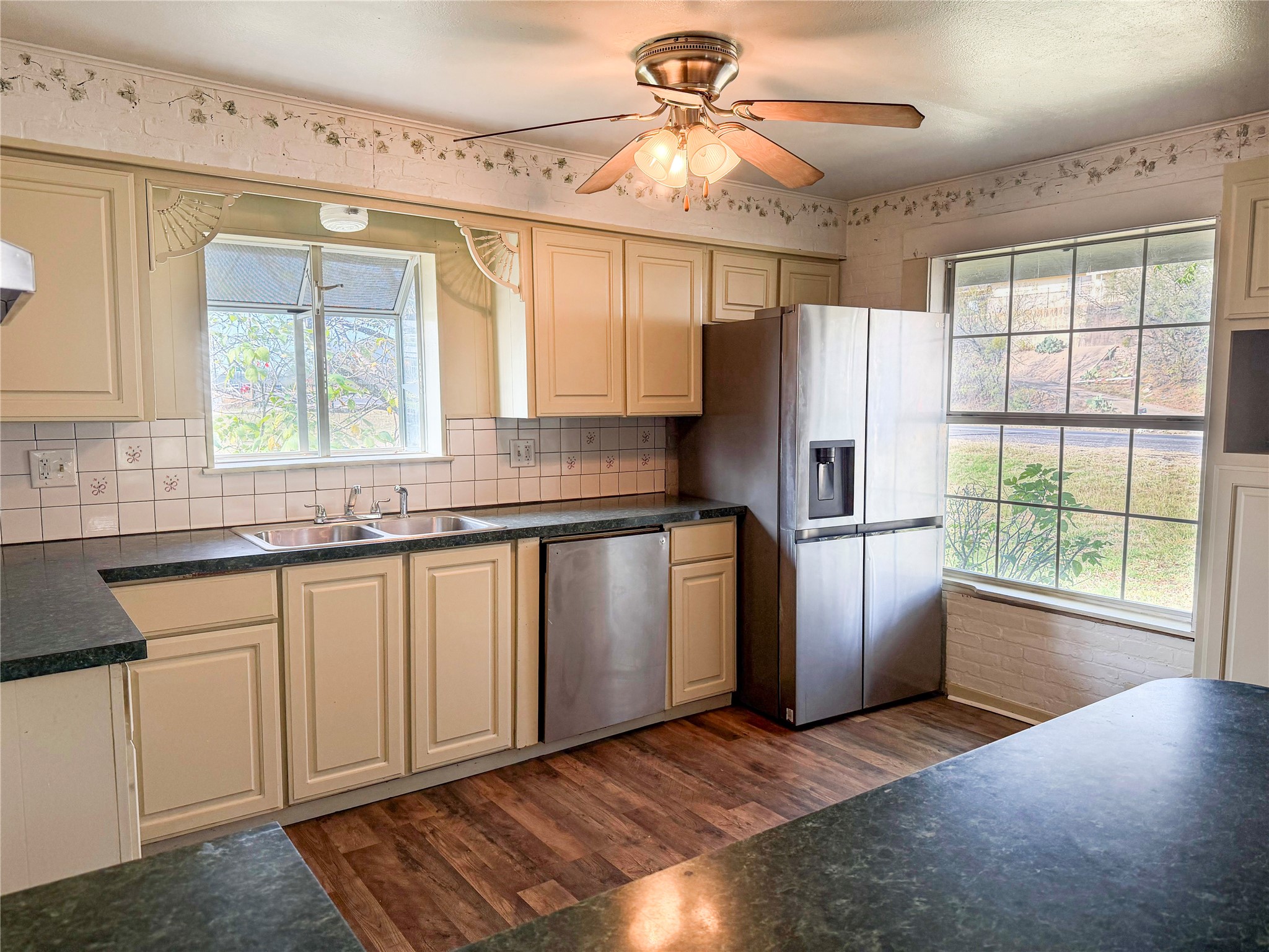 1401 Highway 180 W Mineral Wells TX 76067