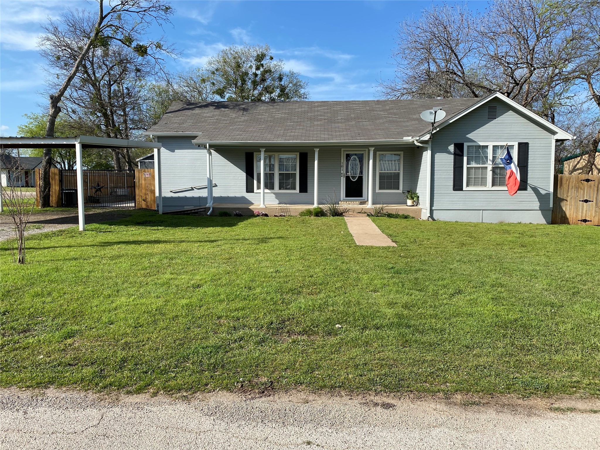 101 Nolan Street Rio Vista TX 76093