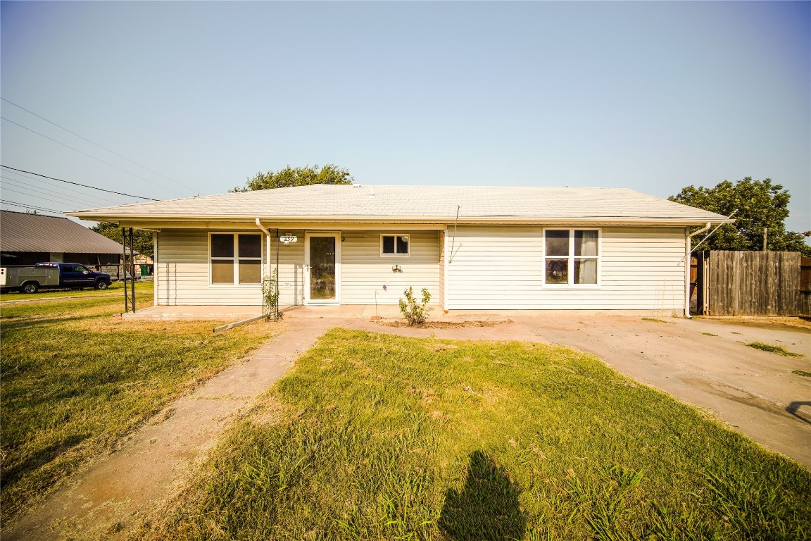 239 N 10th Street Jacksboro TX 76458