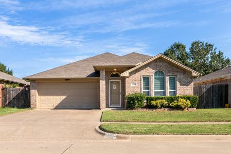 5509 Tiara Court Arlington TX 76017
