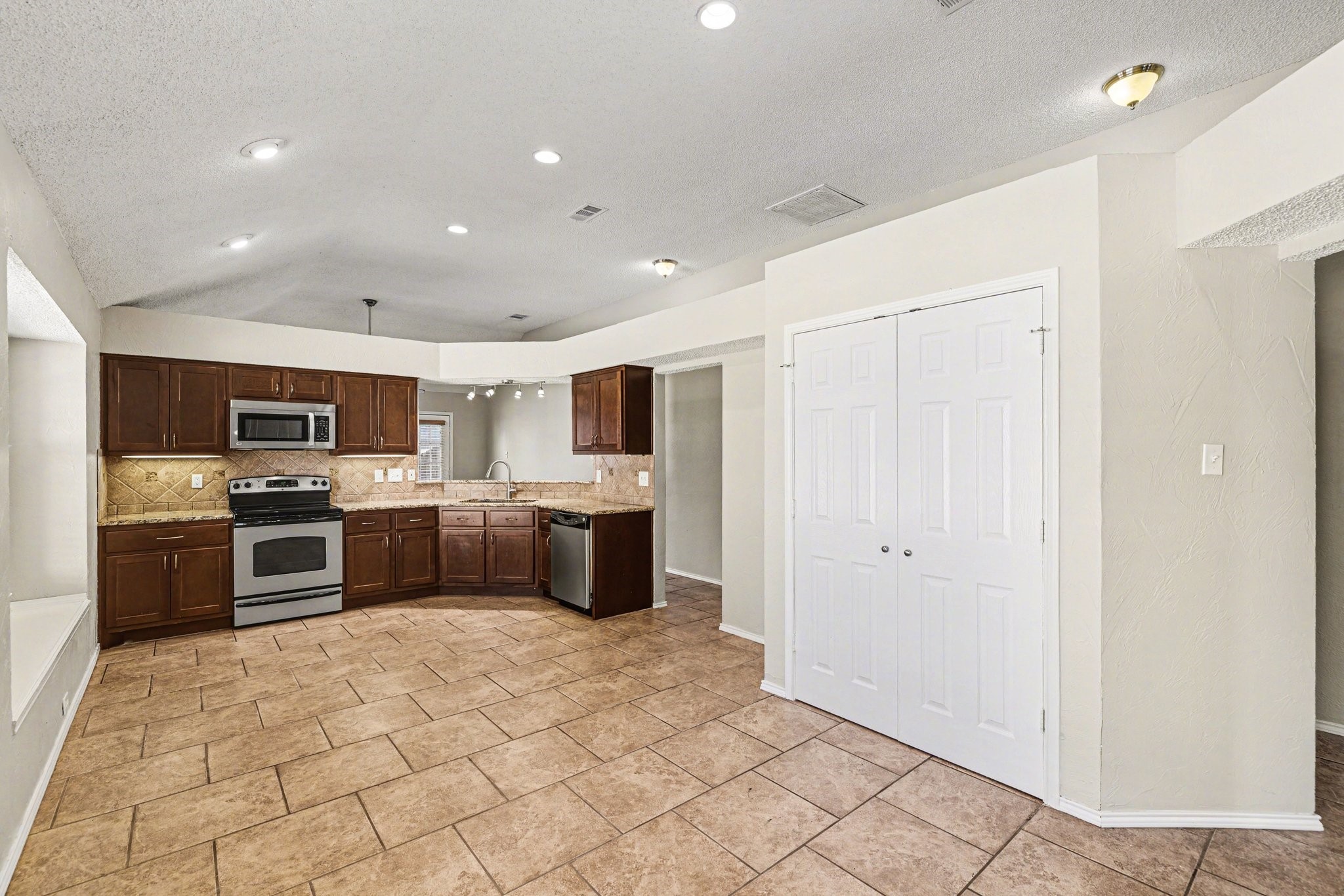 10761 Castle Drive Frisco TX 75035