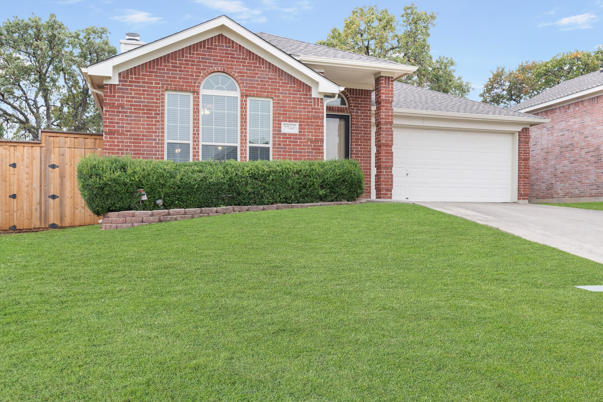 7744 Briarstone Court Fort Worth TX 76112