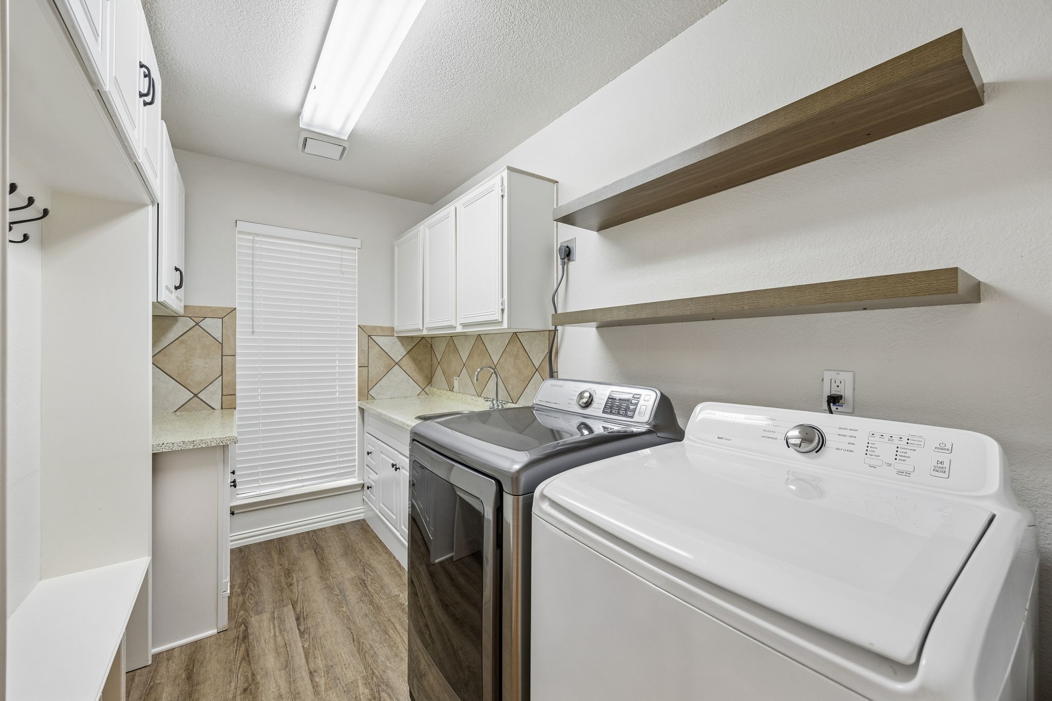 2121 Brentcove Drive Grapevine TX 76051