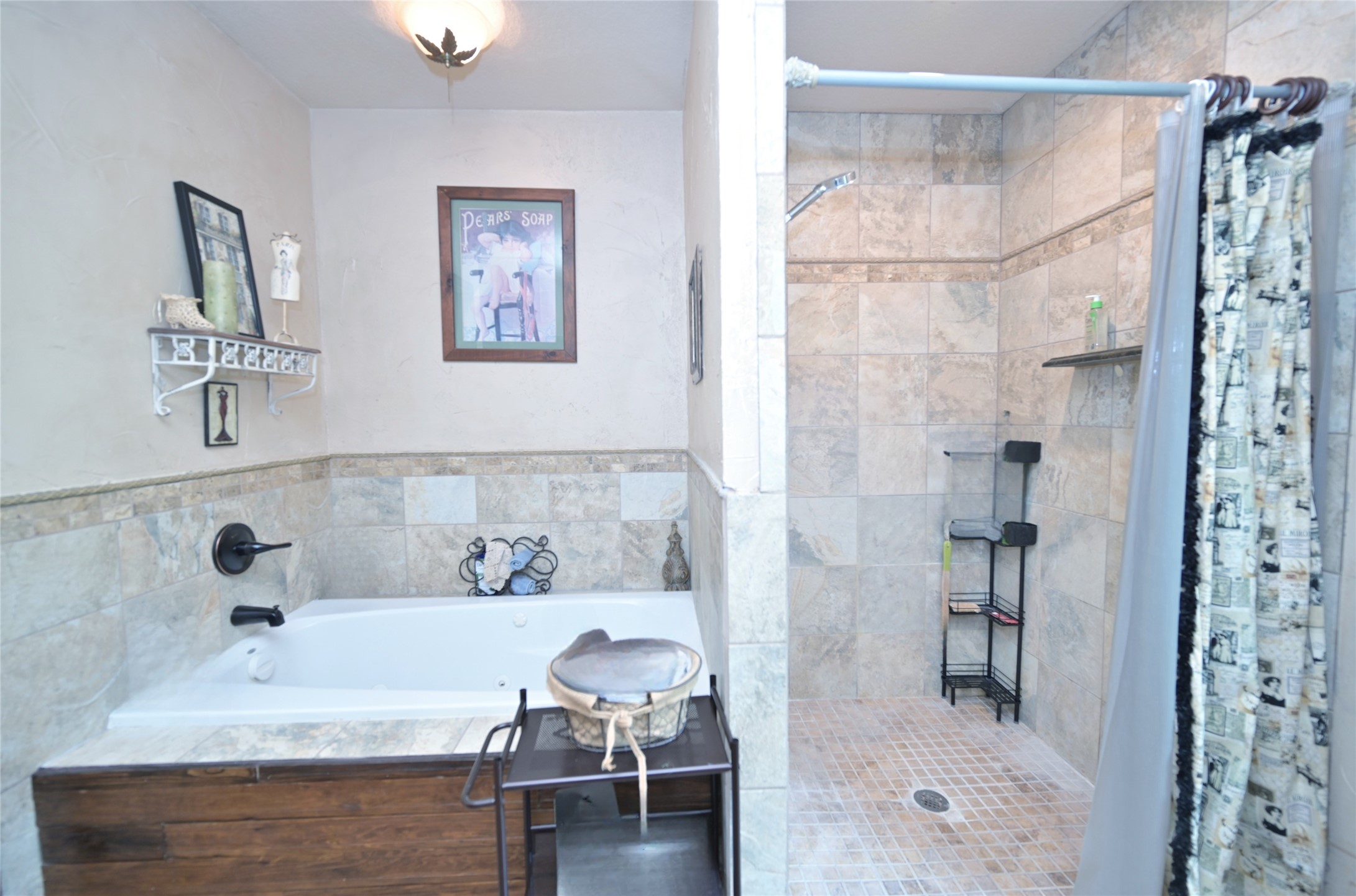408 County Road 4856 Newark TX 76071