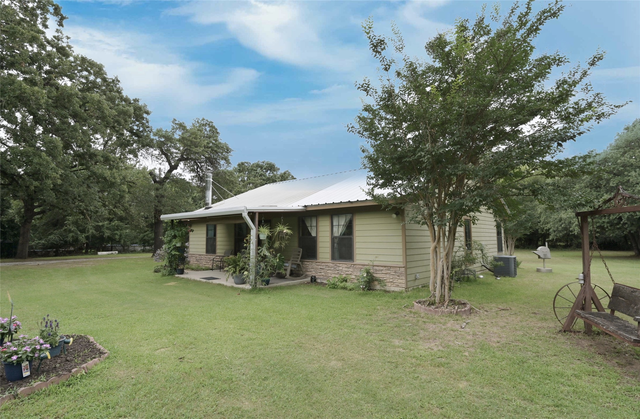 408 County Road 4856 Newark TX 76071