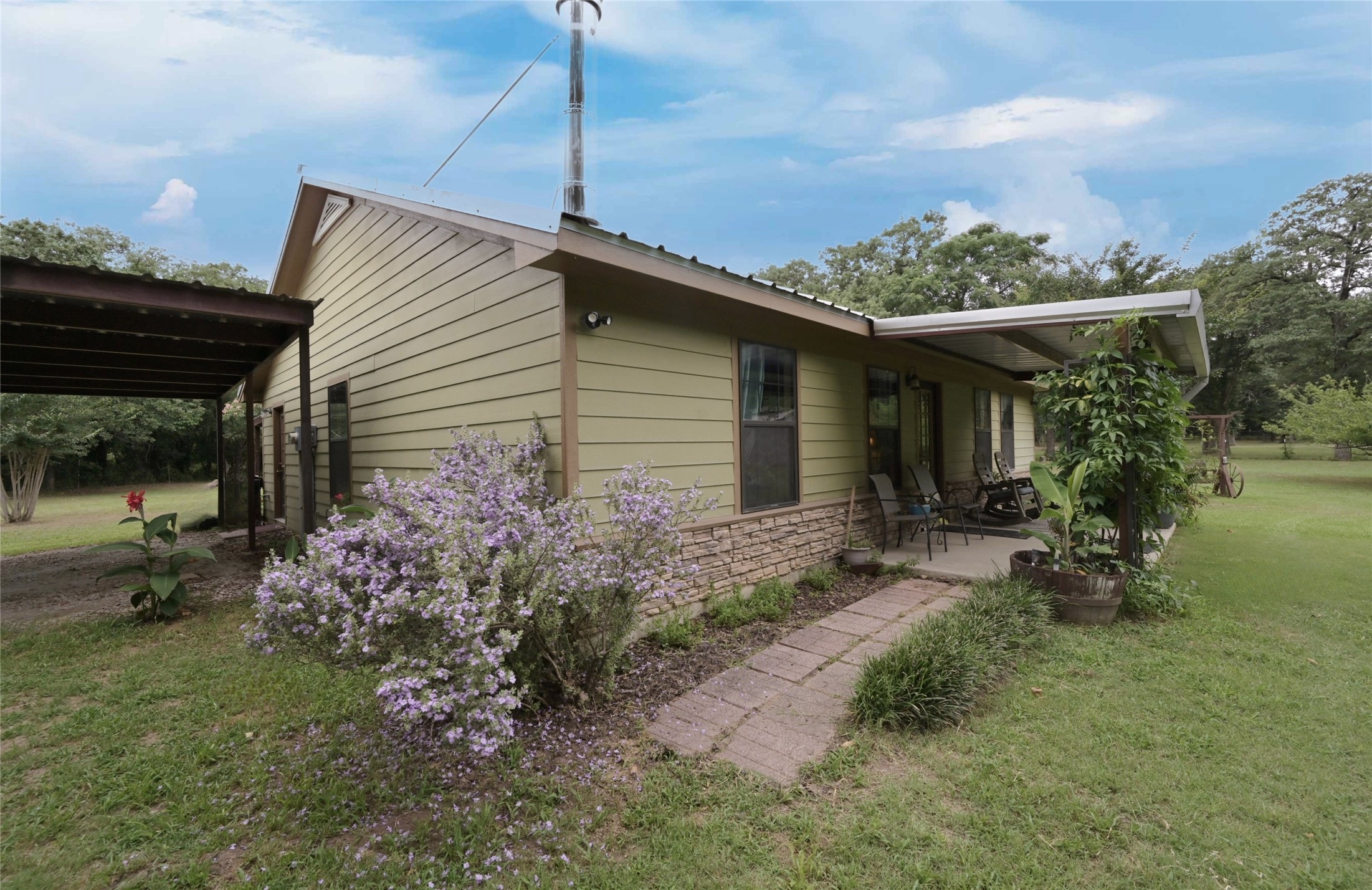 408 County Road 4856 Newark TX 76071