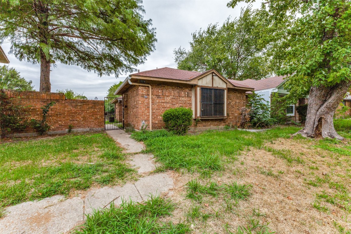 10336 Ridge Oak Street Dallas TX 75227