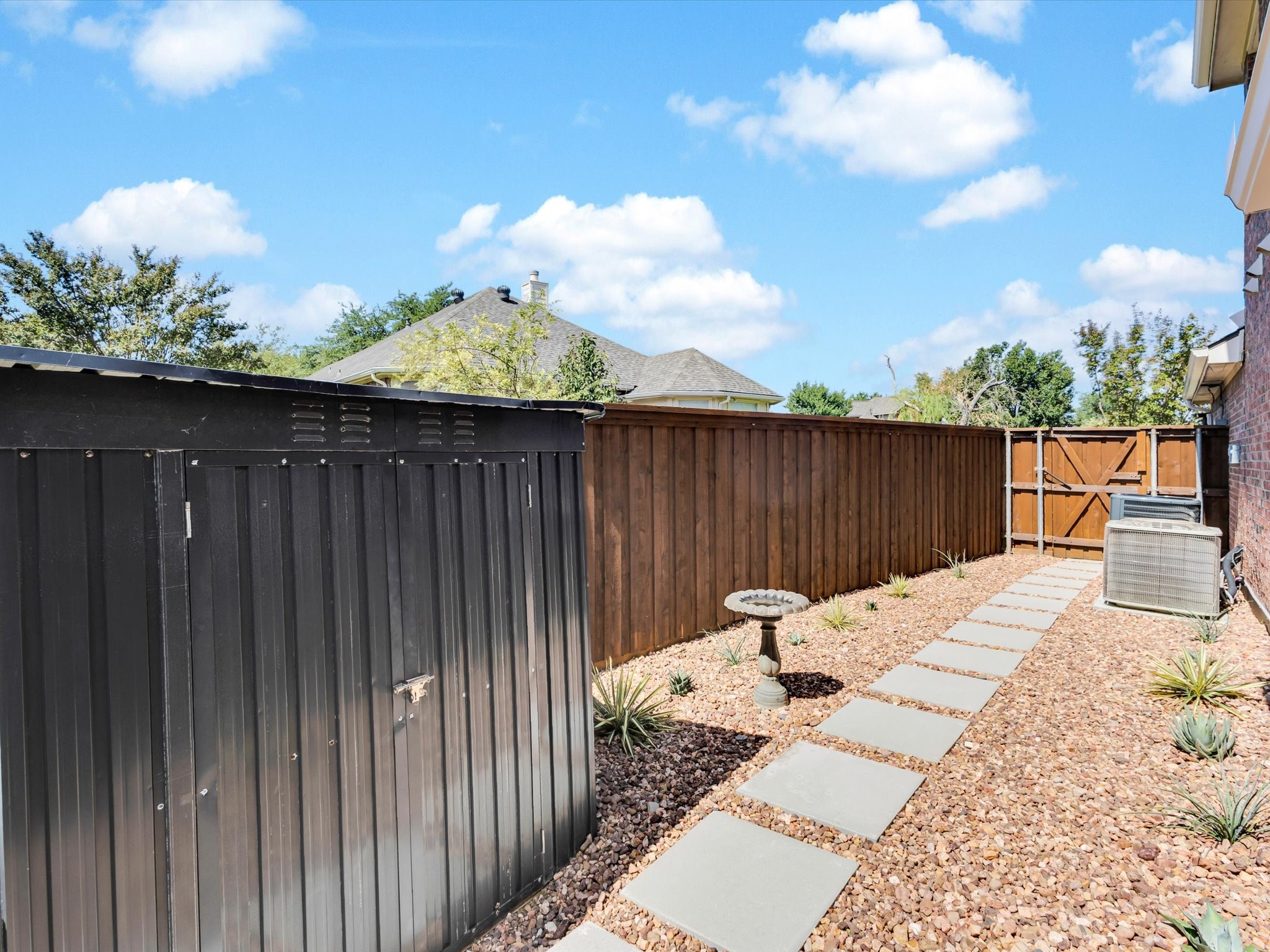 6004 Crestmill Lane Sachse TX 75048