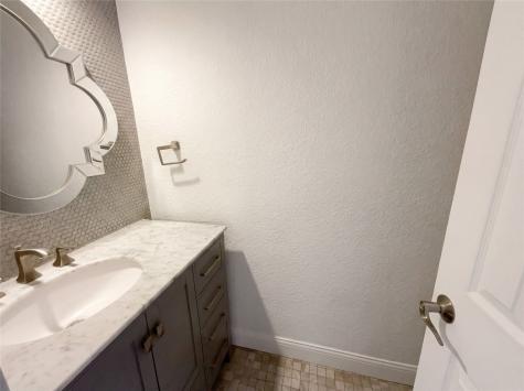 401 Kenshire Drive Benbrook TX 76126