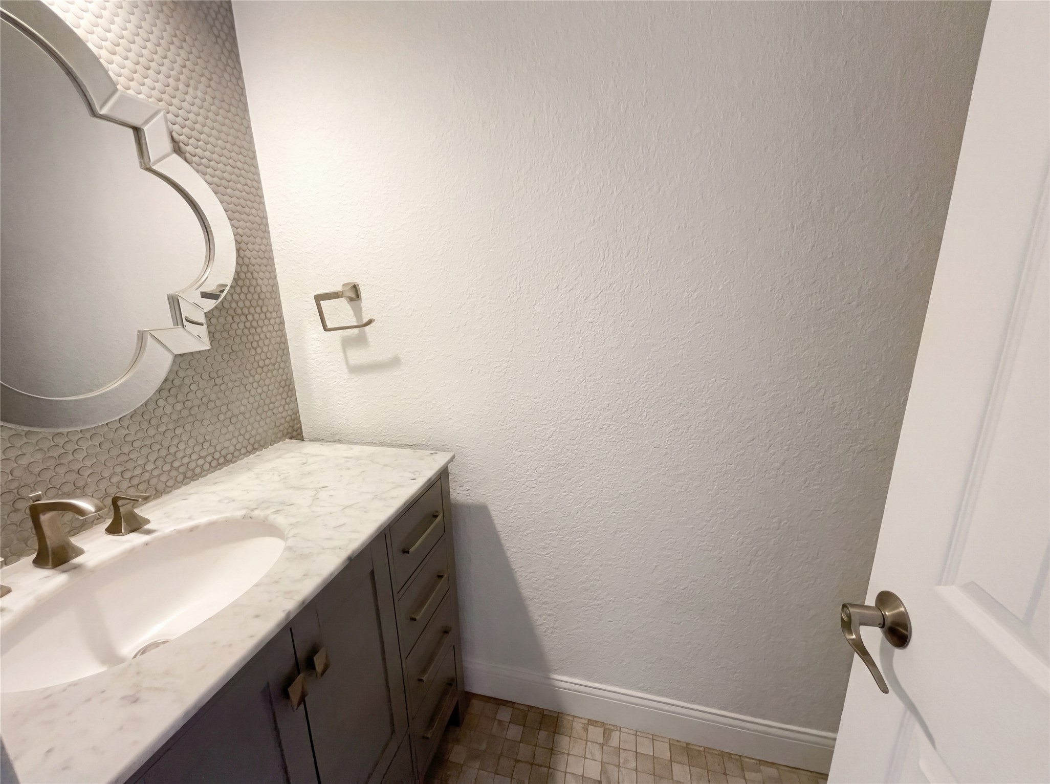 401 Kenshire Drive Benbrook TX 76126