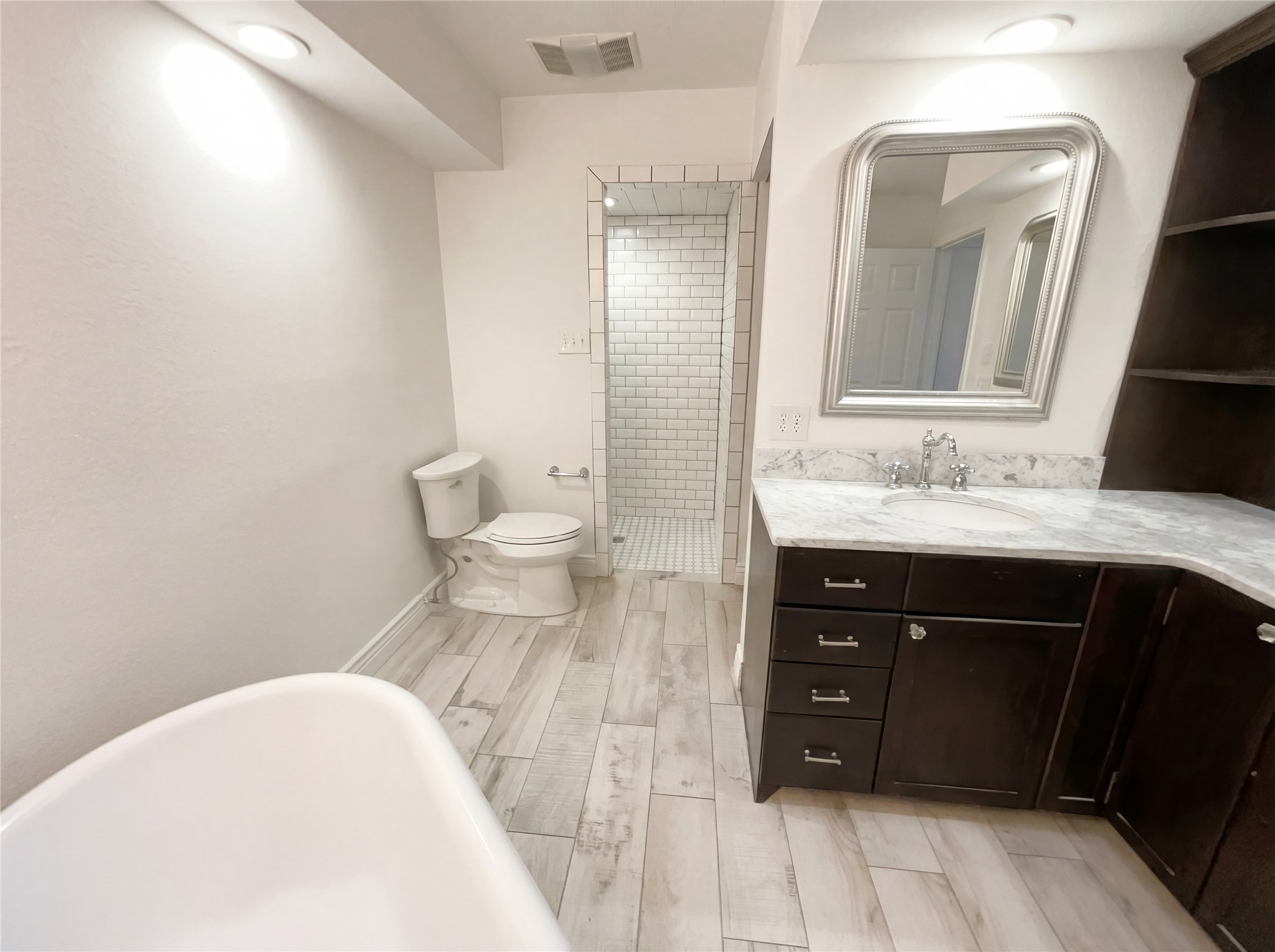 401 Kenshire Drive Benbrook TX 76126