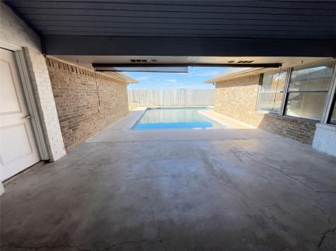 401 Kenshire Drive Benbrook TX 76126