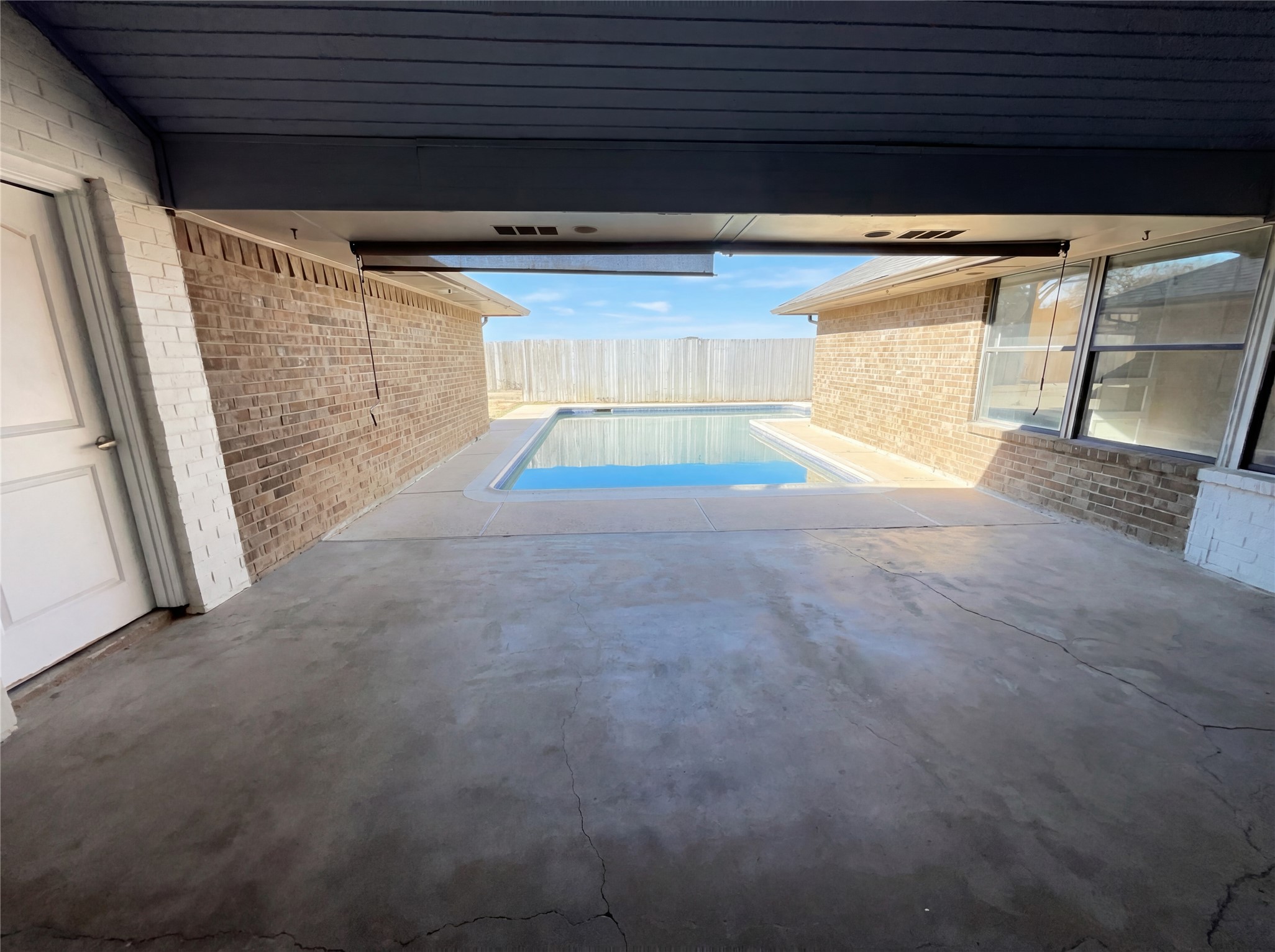 401 Kenshire Drive Benbrook TX 76126