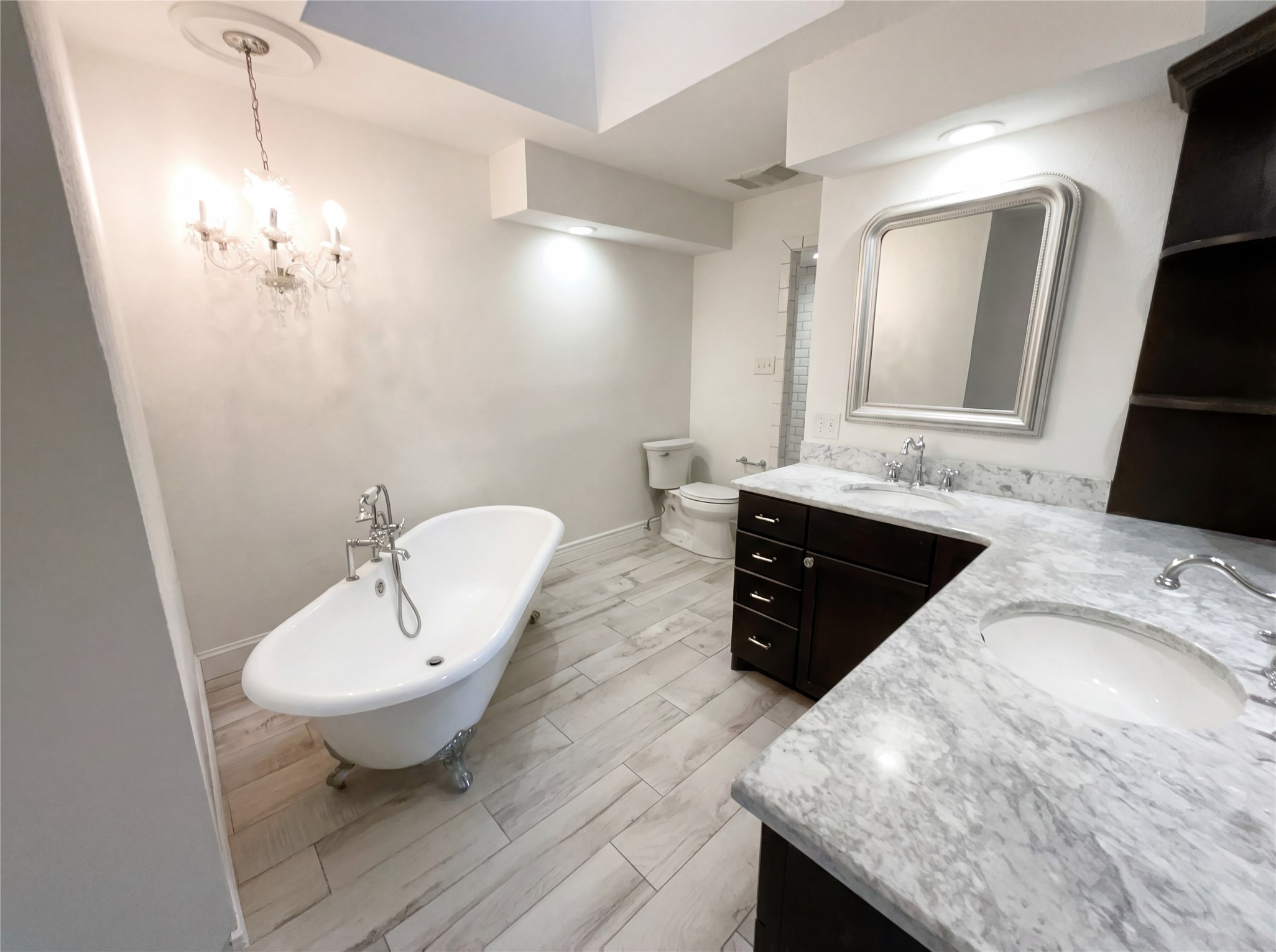 401 Kenshire Drive Benbrook TX 76126