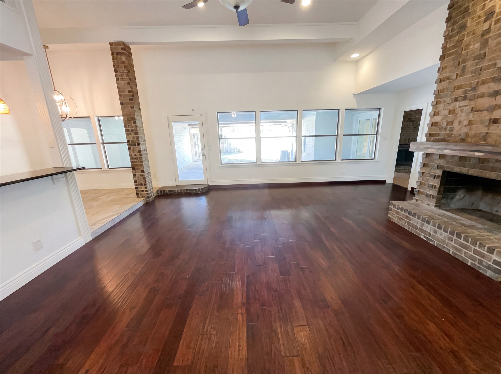 401 Kenshire Drive Benbrook TX 76126