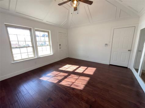 401 Kenshire Drive Benbrook TX 76126