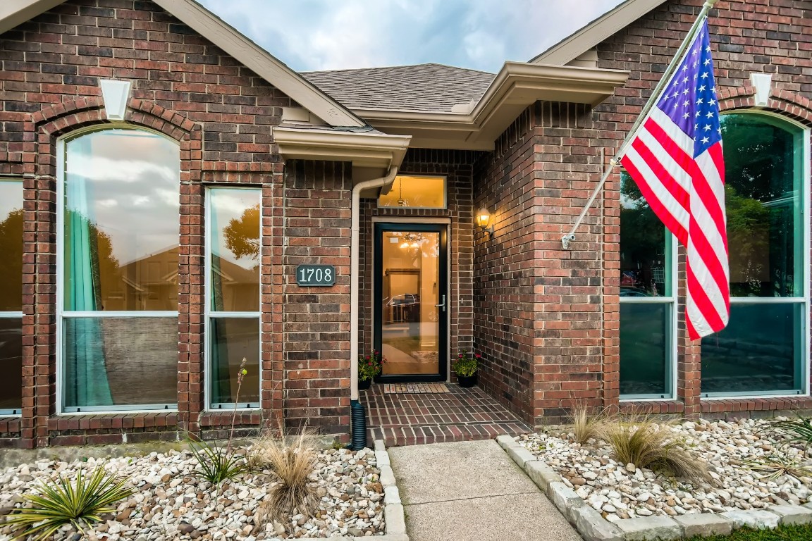 1708 Blackstone Drive Carrollton TX 75007