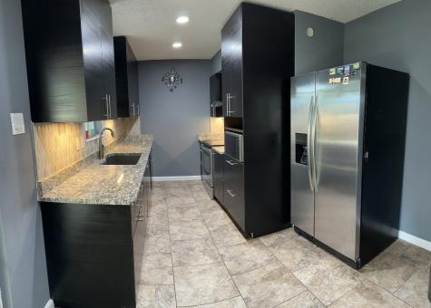 1013 Las Flores Court Grand Prairie TX 75052