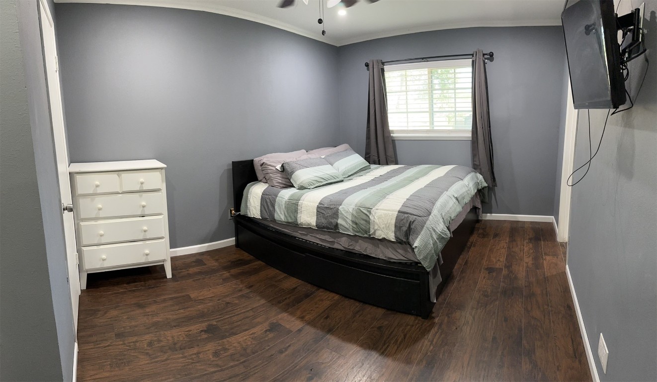 1013 Las Flores Court Grand Prairie TX 75052