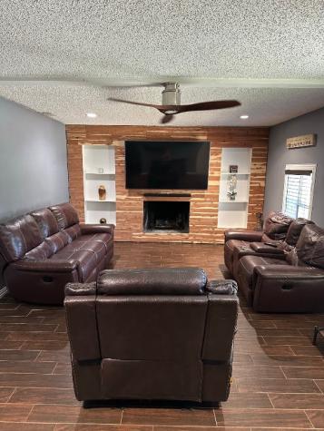 1013 Las Flores Court Grand Prairie TX 75052