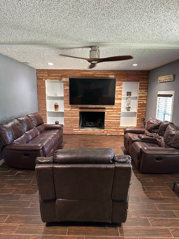 1013 Las Flores Court Grand Prairie TX 75052