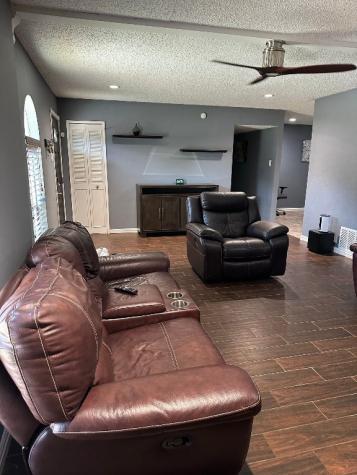 1013 Las Flores Court Grand Prairie TX 75052