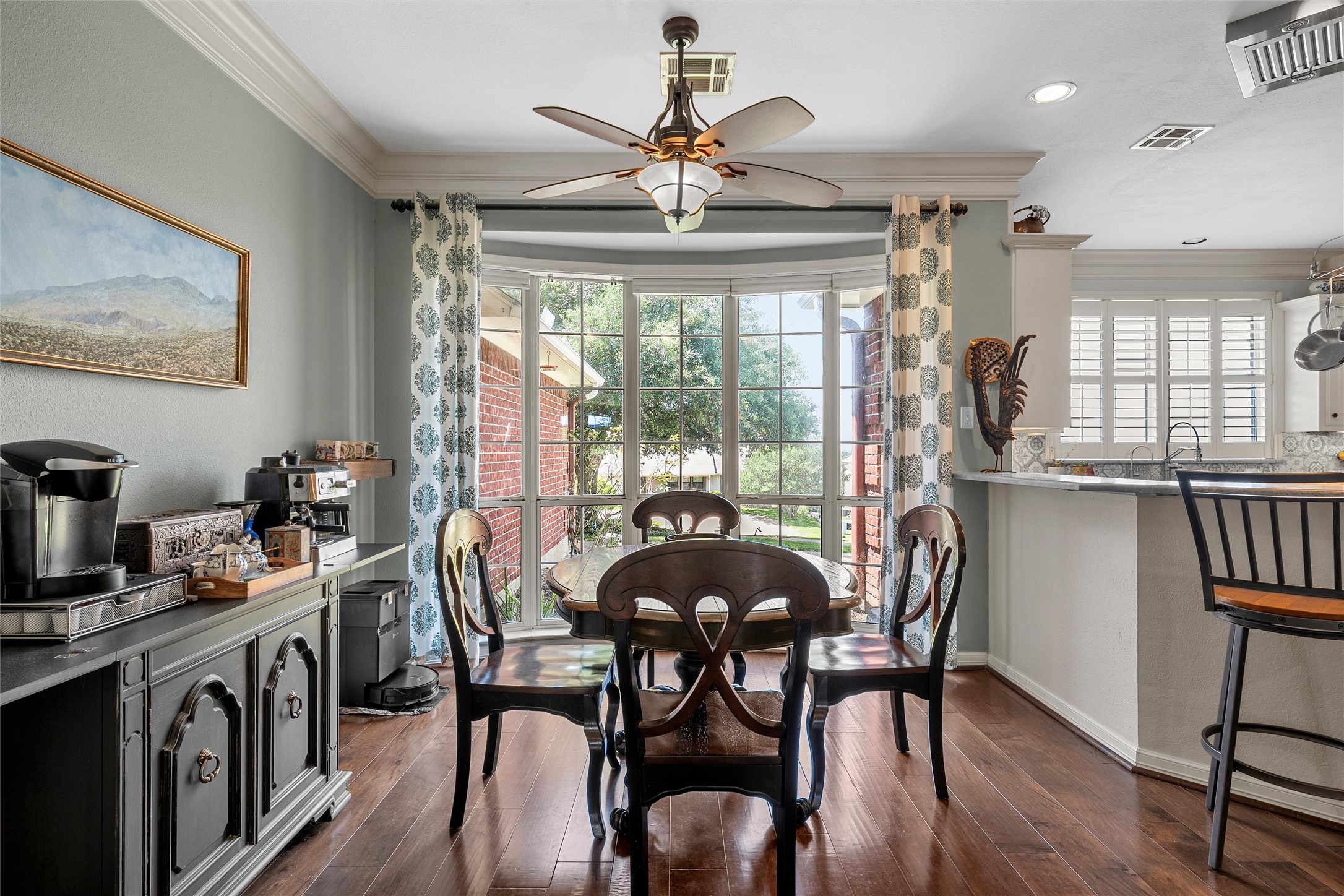 810 Forest Oaks Circle Woodway TX 76712