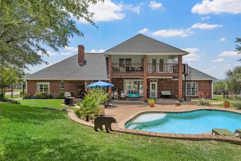 810 Forest Oaks Circle Woodway TX 76712