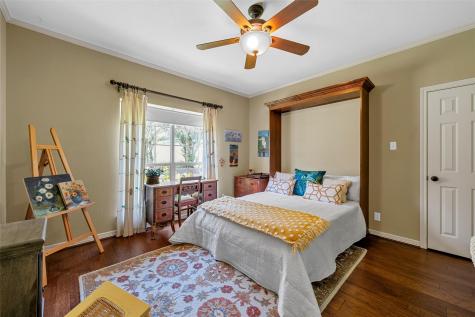 810 Forest Oaks Circle Woodway TX 76712