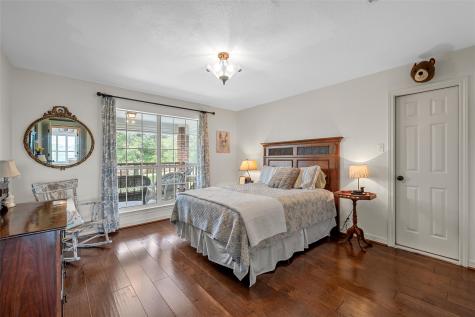 810 Forest Oaks Circle Woodway TX 76712