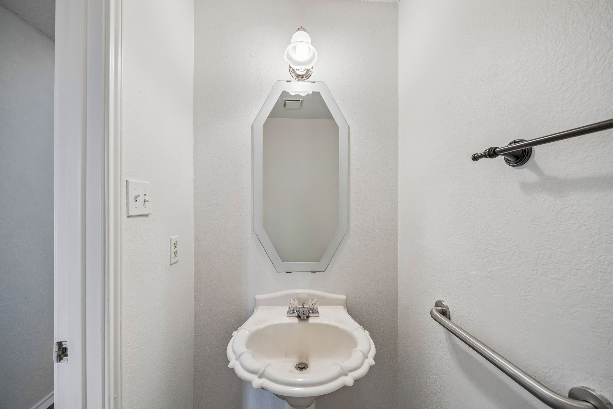 1009 Ridgemont Drive Allen TX 75002