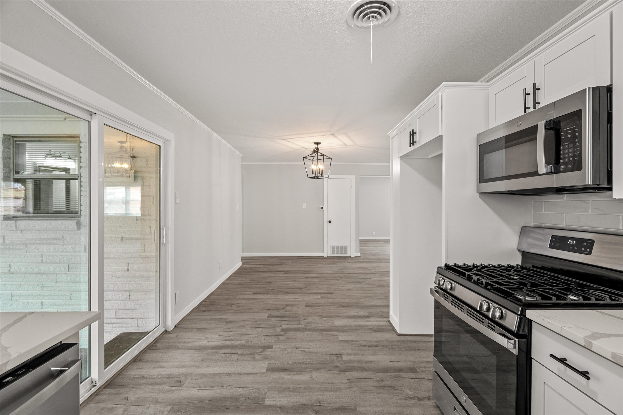 1506 W Main Street Denison TX 75020