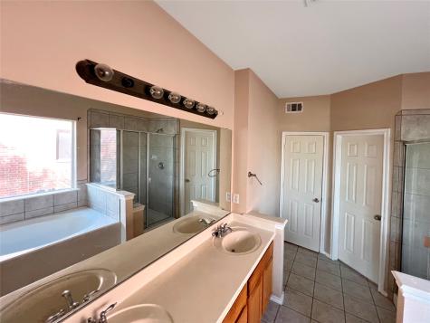 1203 Whitecreek Drive Glenn Heights TX 75154