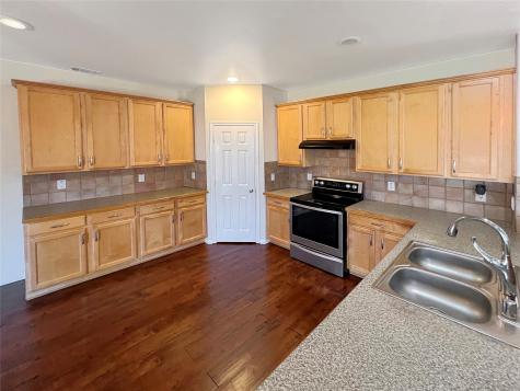 1203 Whitecreek Drive Glenn Heights TX 75154