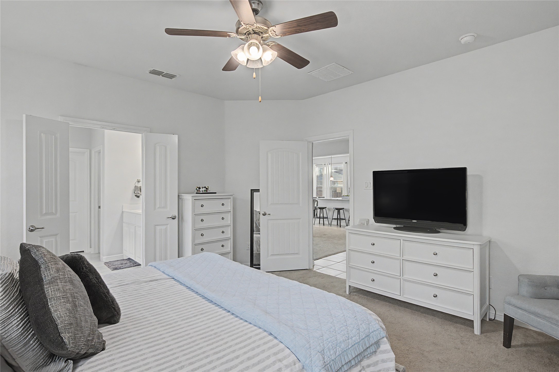 1033 Madelia Avenue Fort Worth TX 76177