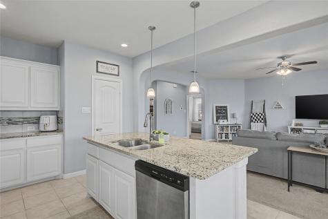 1033 Madelia Avenue Fort Worth TX 76177