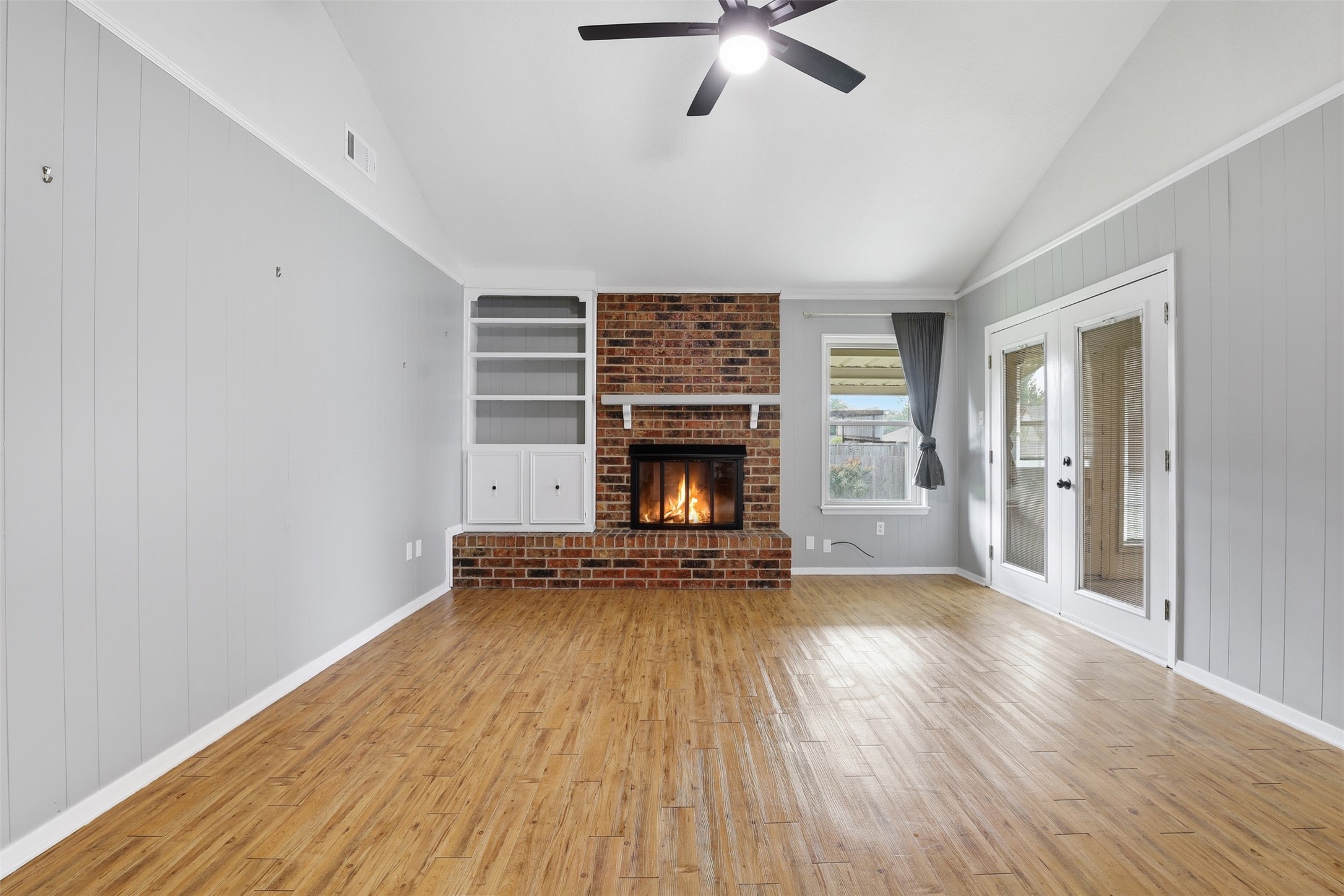 1323 Hemphill Drive Cleburne TX 76033