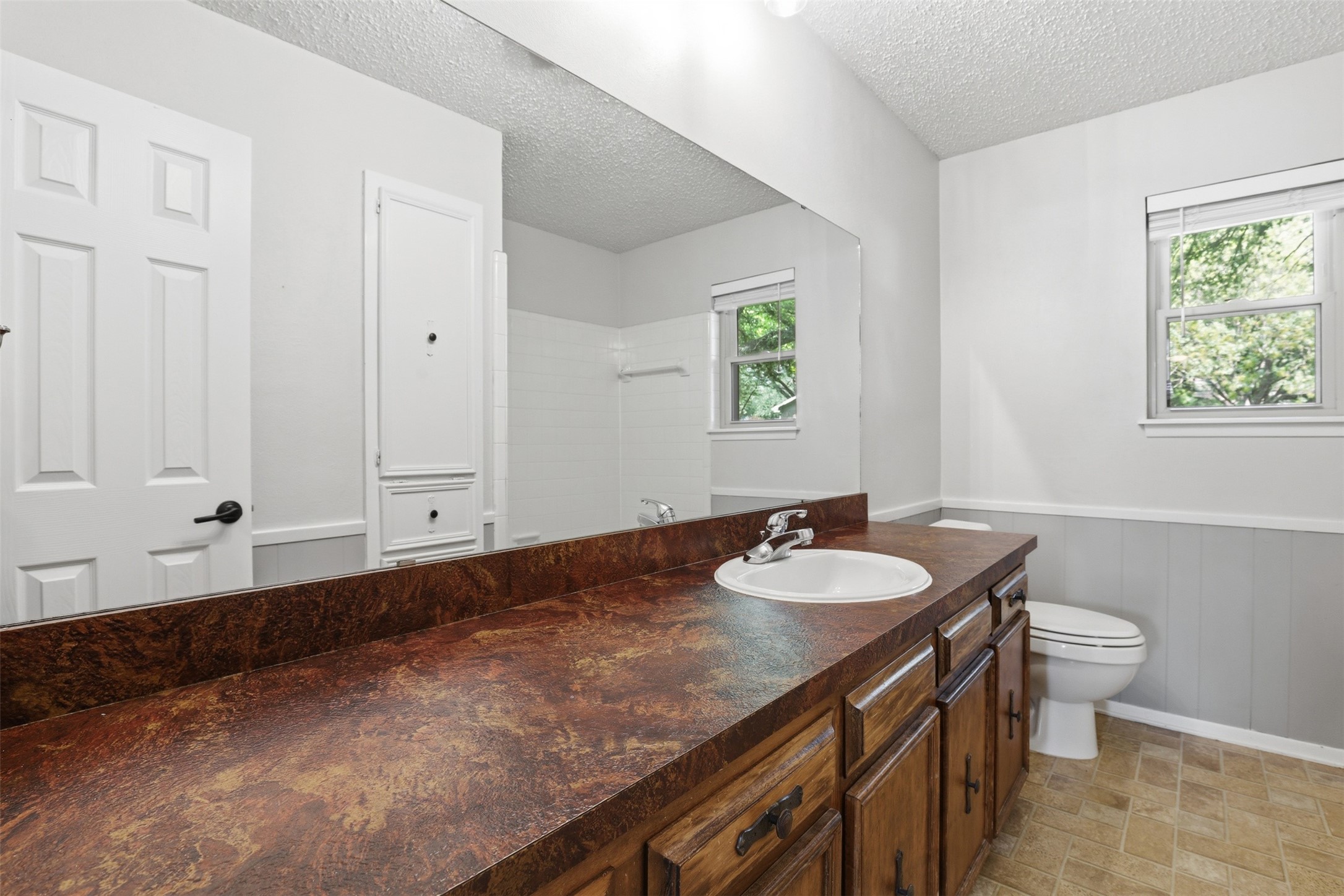 1323 Hemphill Drive Cleburne TX 76033