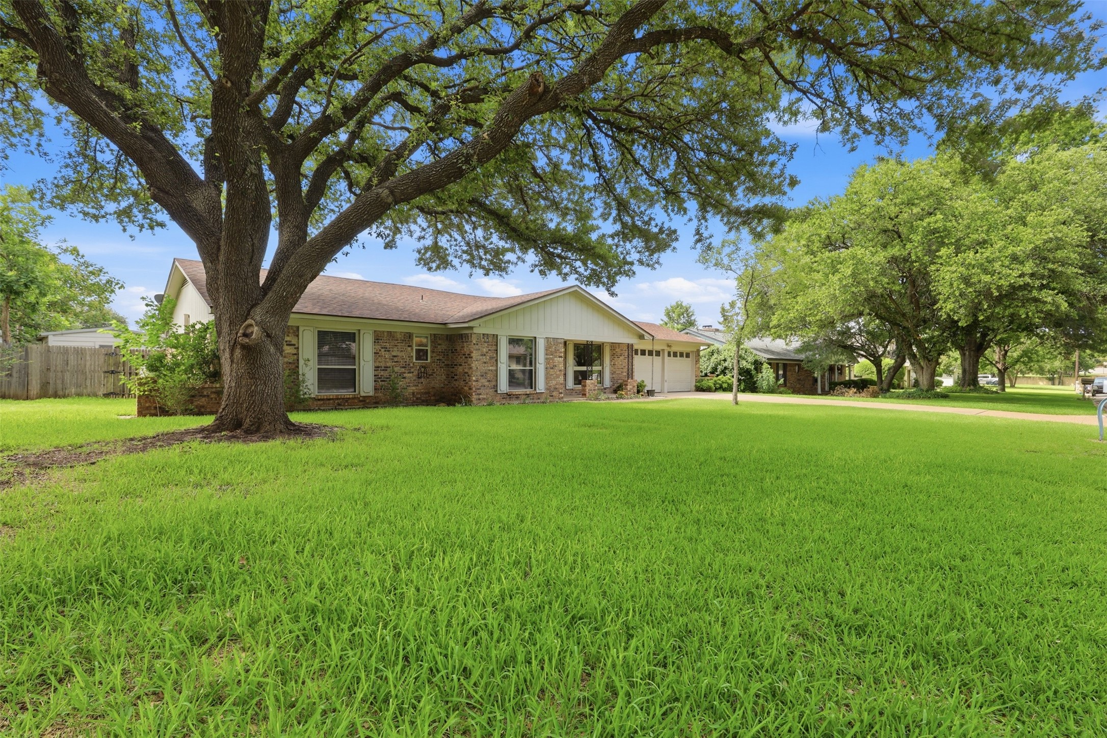 1323 Hemphill Drive Cleburne TX 76033