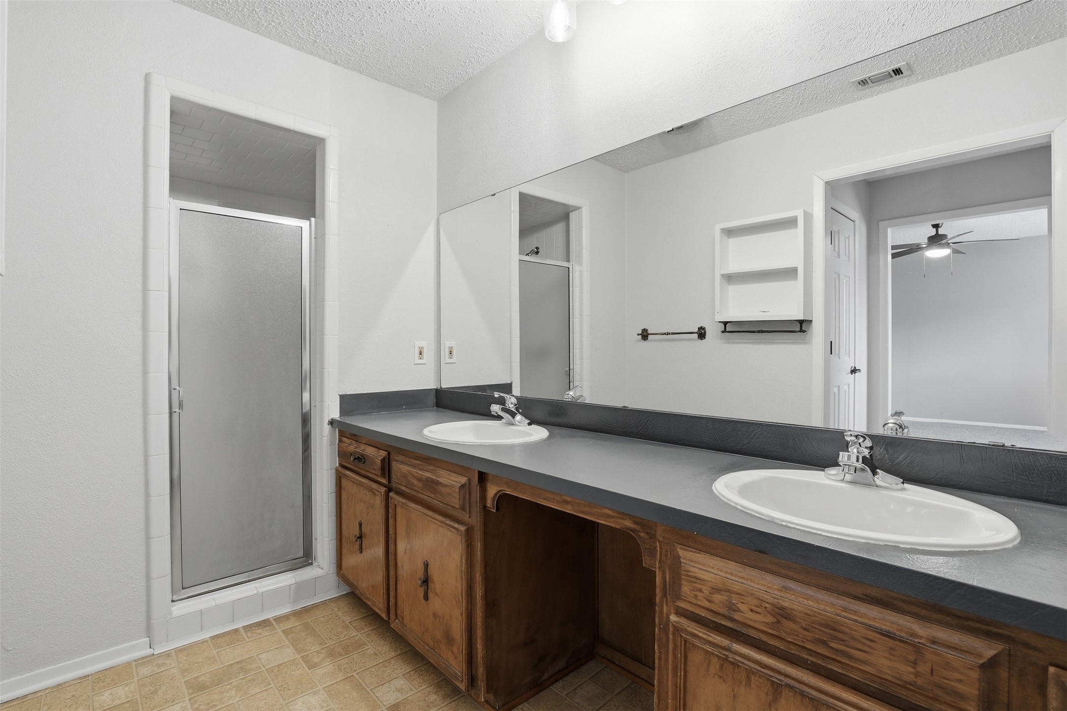 1323 Hemphill Drive Cleburne TX 76033